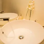 Urban Flat أفيرو